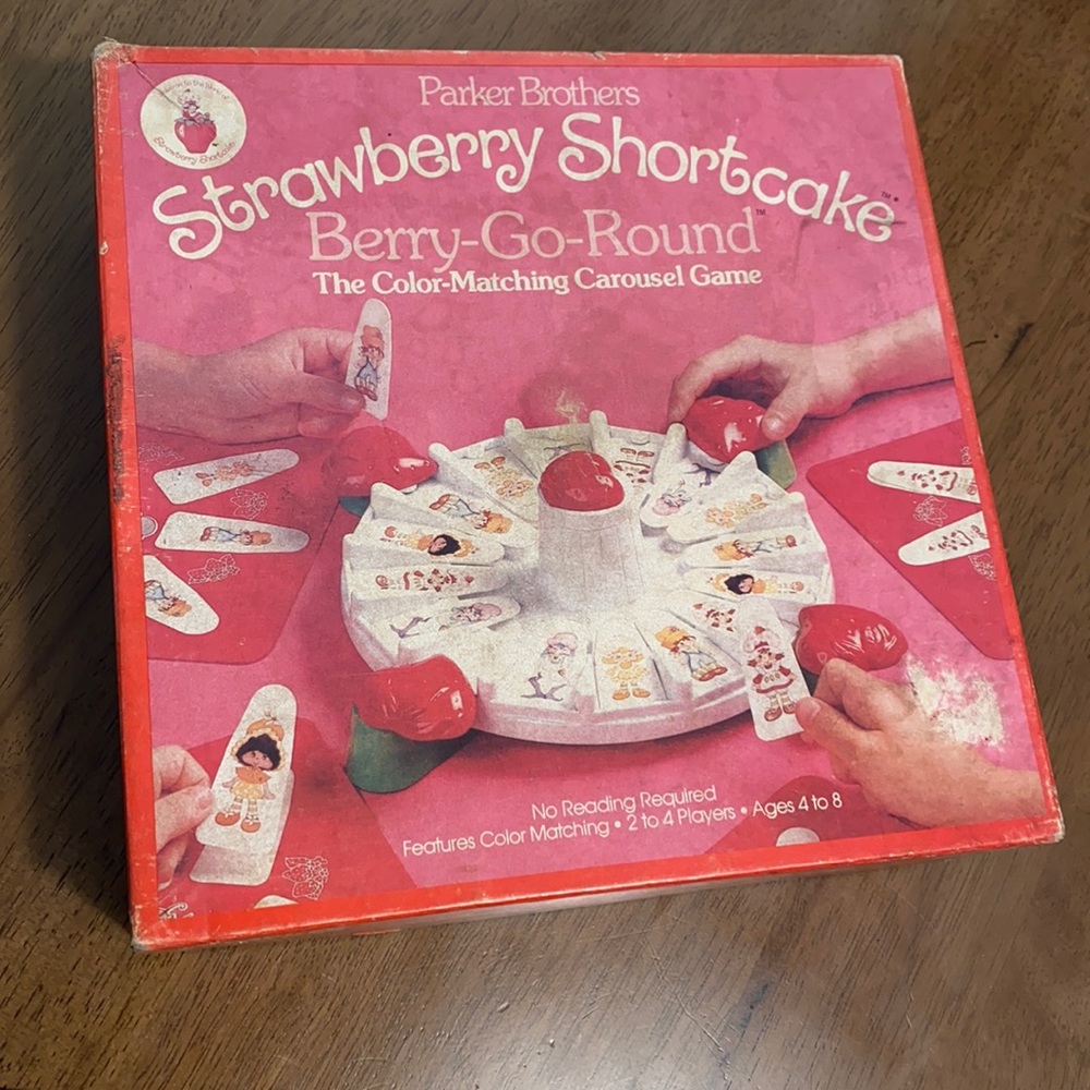 Vintage 1981 STRAWBERRY SHORTCAKE Berry-Go-Round